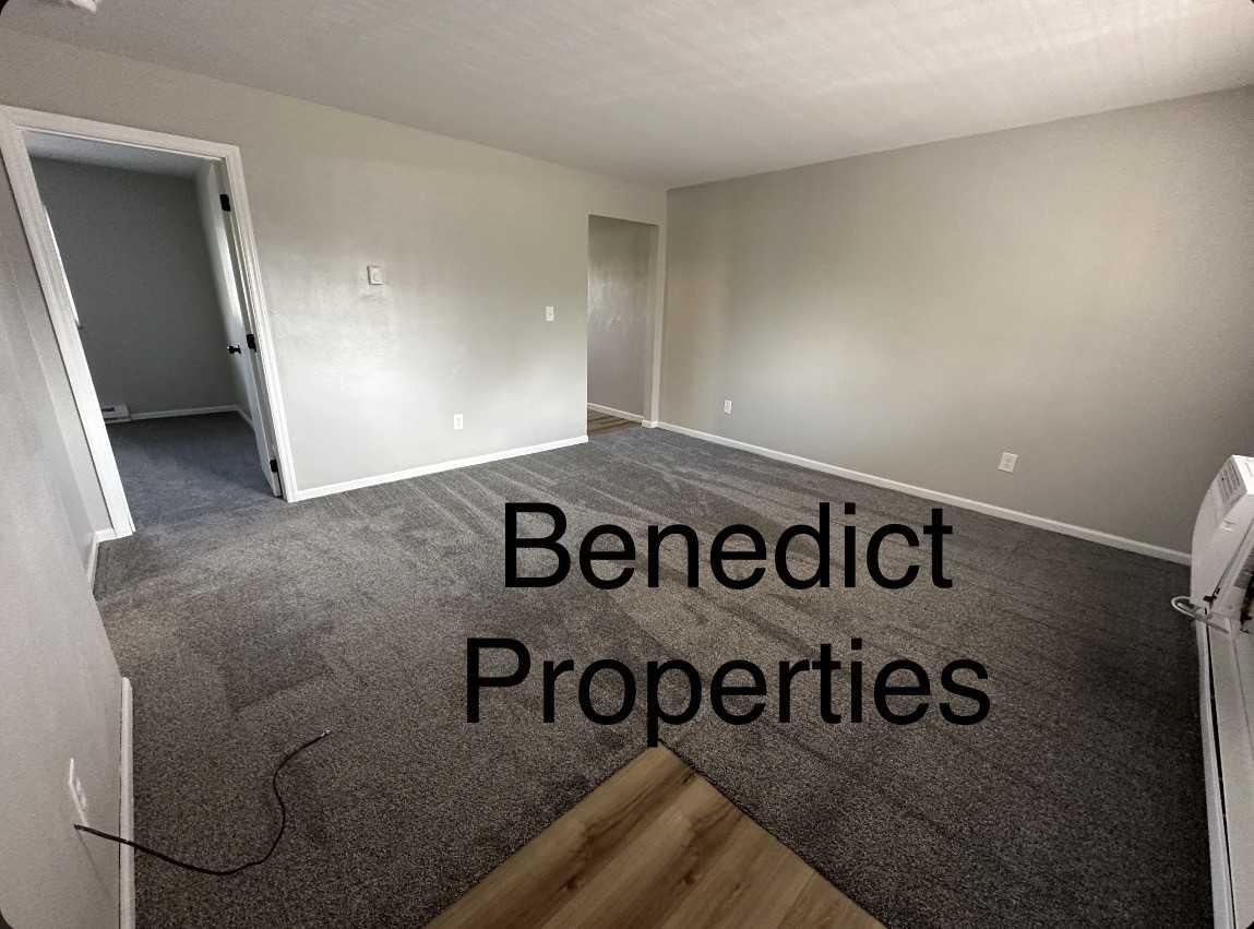 920 N Detroit St #22 - Photo 5 of 9