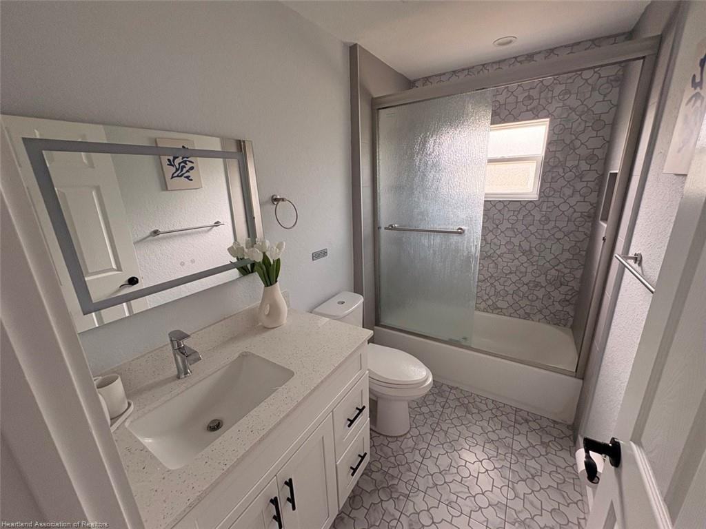 115 Fire Island Ave Ne - Photo 5 of 11