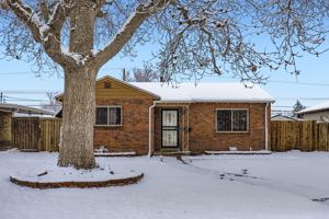 featured image of 3540 Newport St
