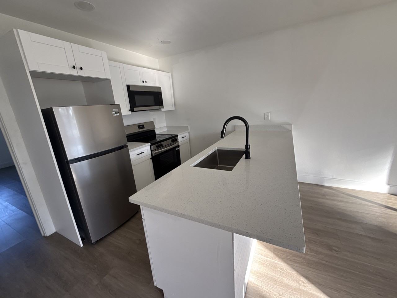 4523 Palm Beach Blvd #3 - Photo 2 of 8