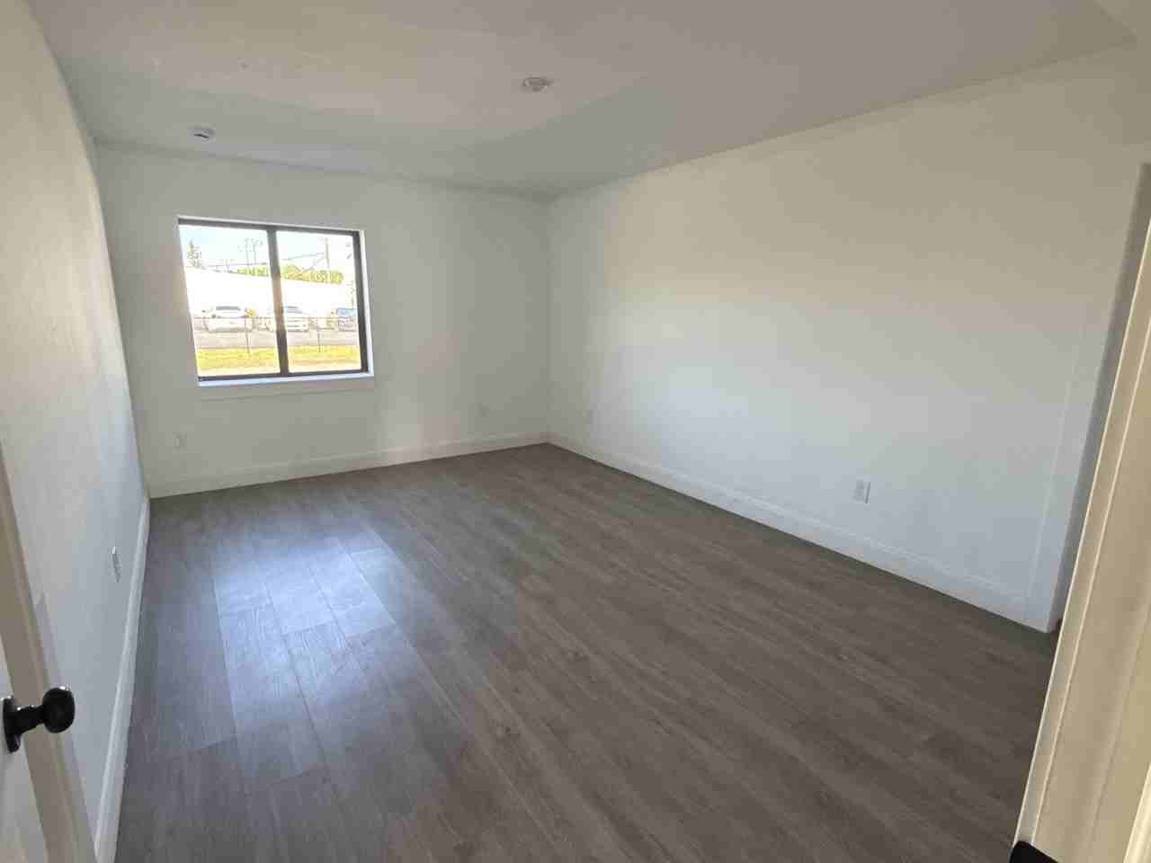 4523 Palm Beach Blvd #3 - Photo 5 of 8