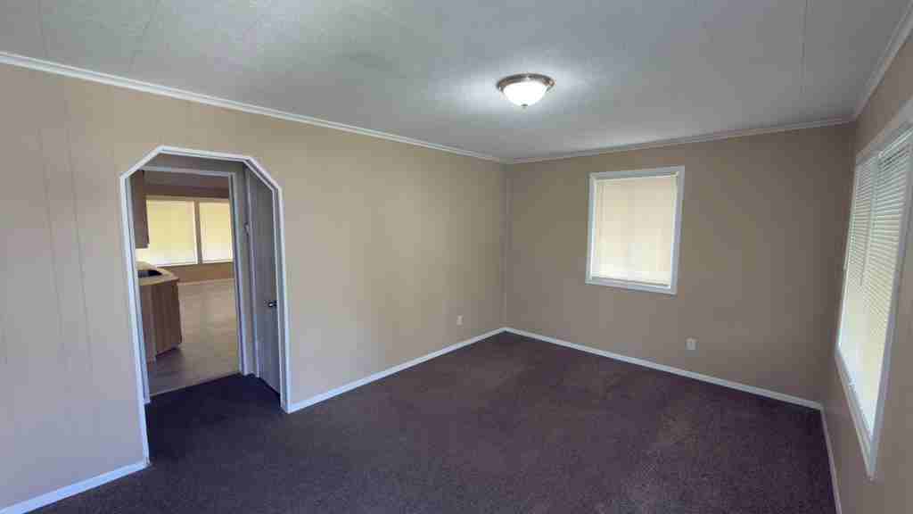 8661 Fielding St - Photo 6 of 13