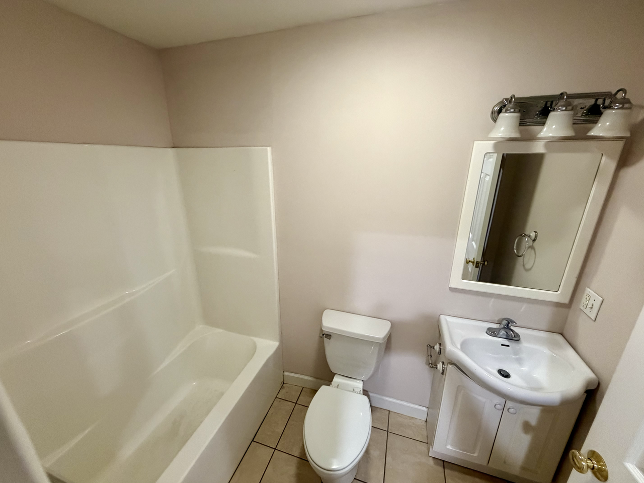 314 Adams Ave #1 - Photo 6 of 8