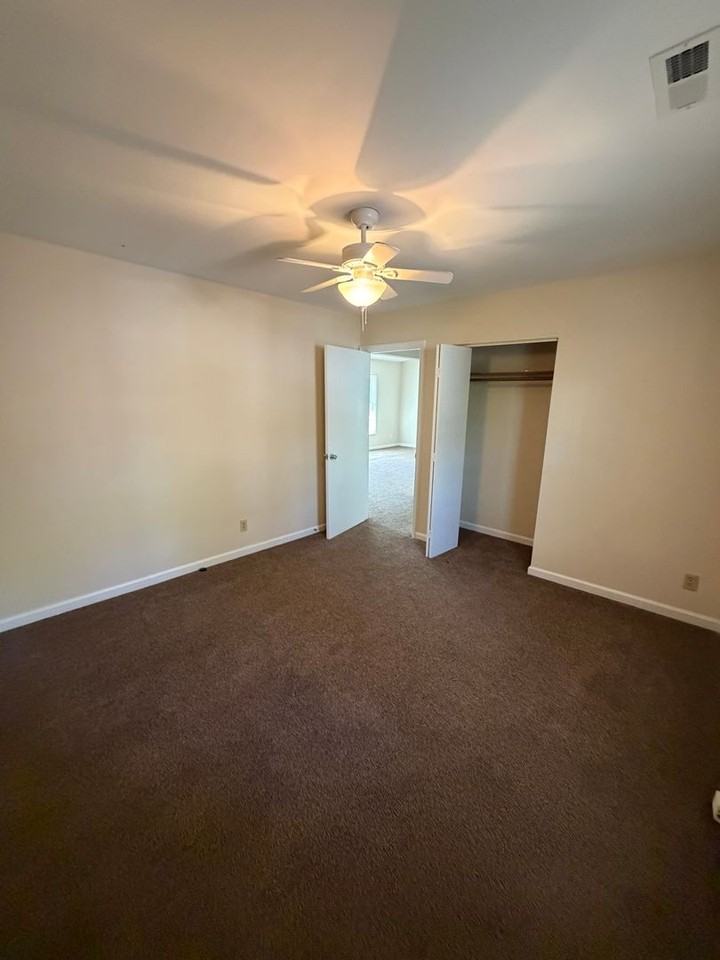 121 Westview Dr #38 - Photo 7 of 12