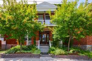 featured image of 152 Goulburn Ave