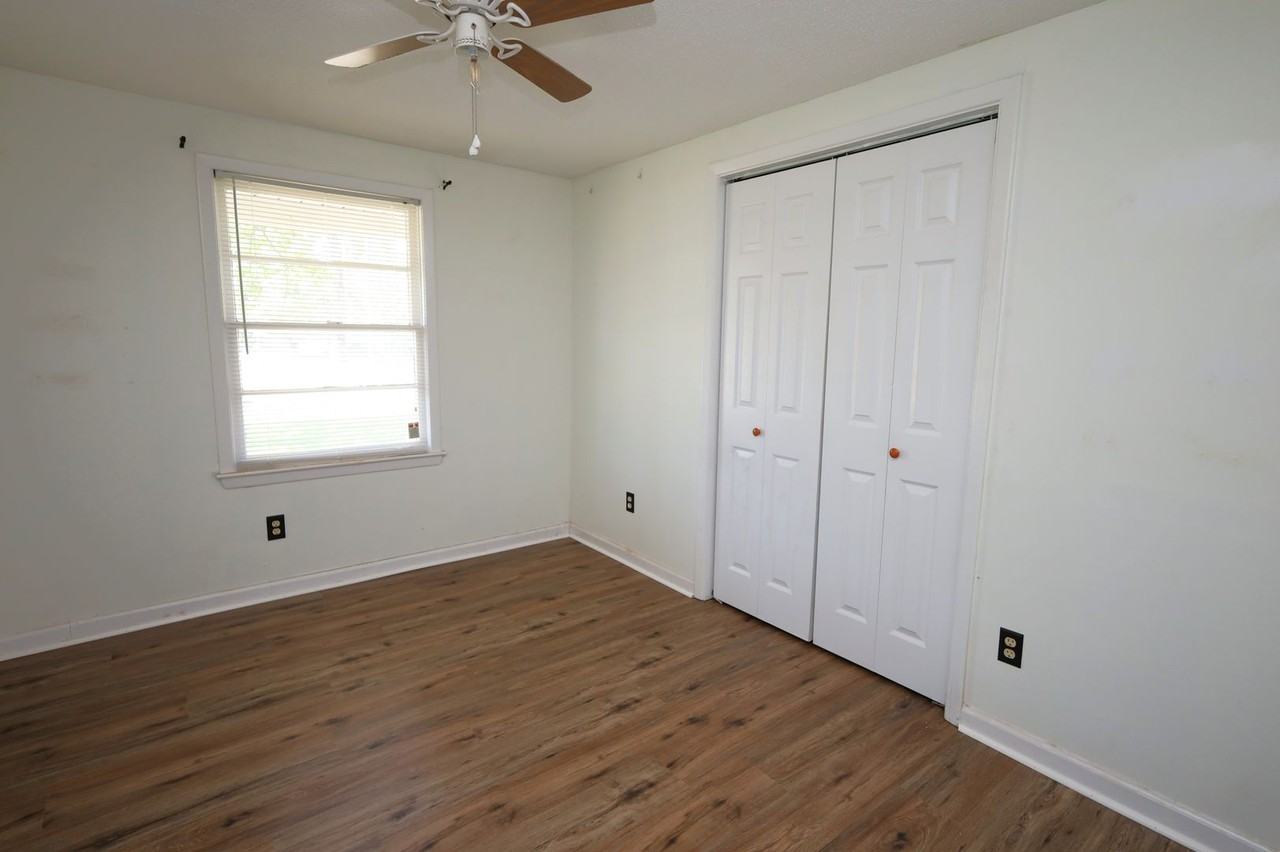 5023 Cedar St - Photo 7 of 13