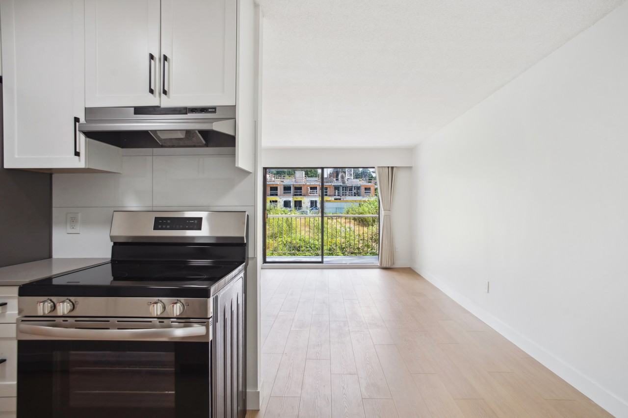 Westview Manor - Photo 3 of 50