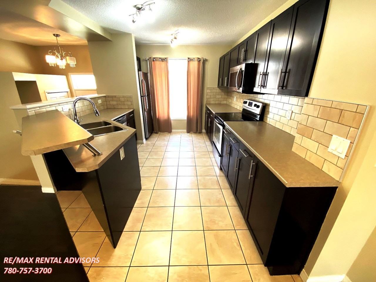 1804 70 St Sw - Photo 3 of 20