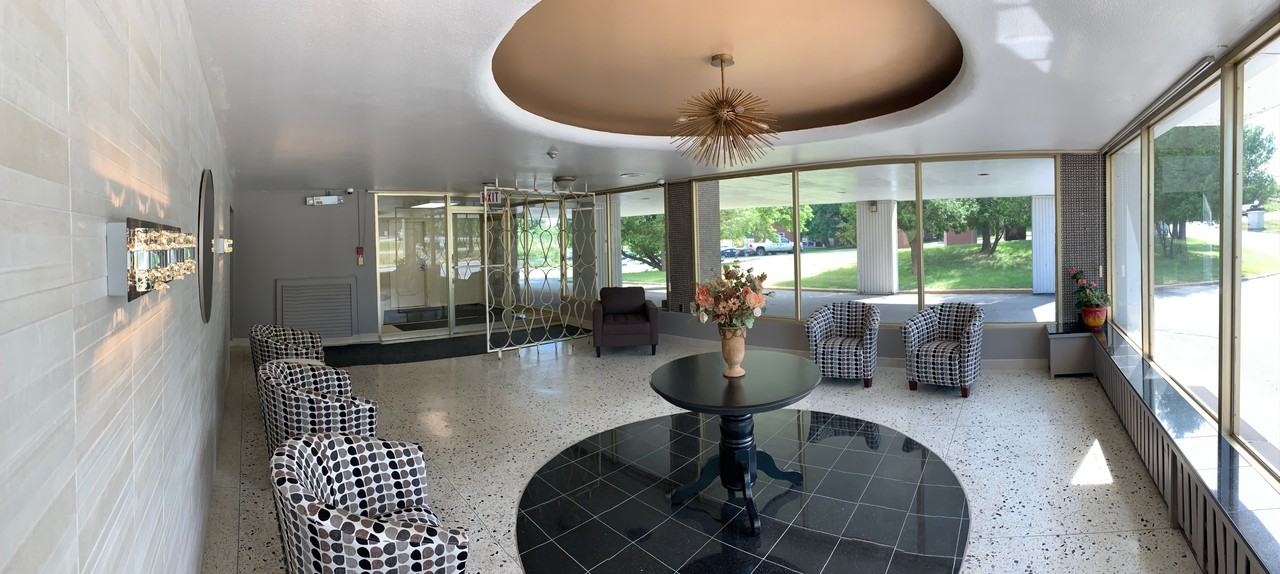 The Summit Apartments - Photo 7 of 14