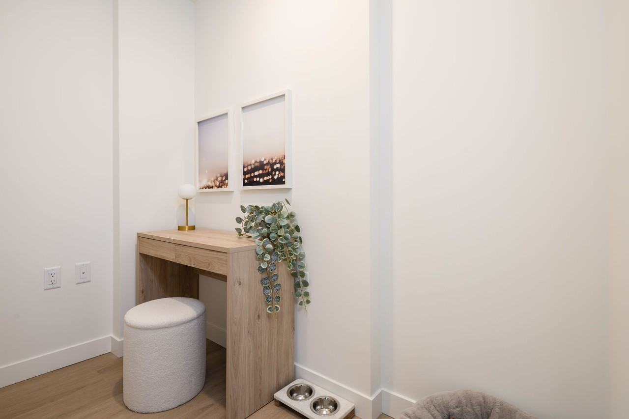 Arbutus Terrace - Photo 4 of 18