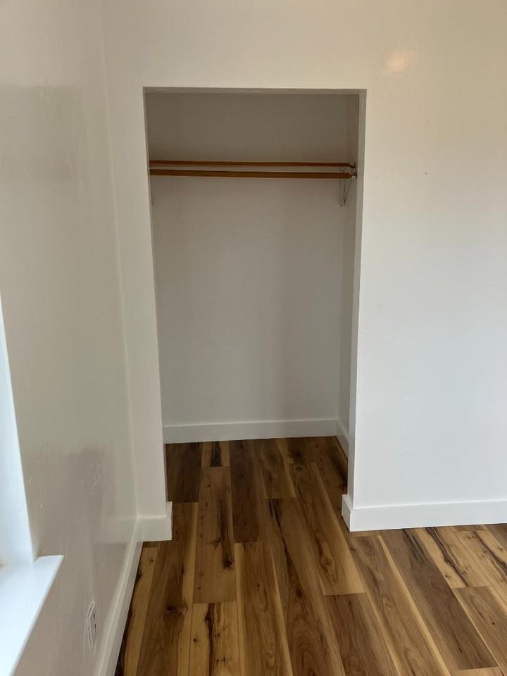 1110 Three Cabins Ln - Photo 2 of 5