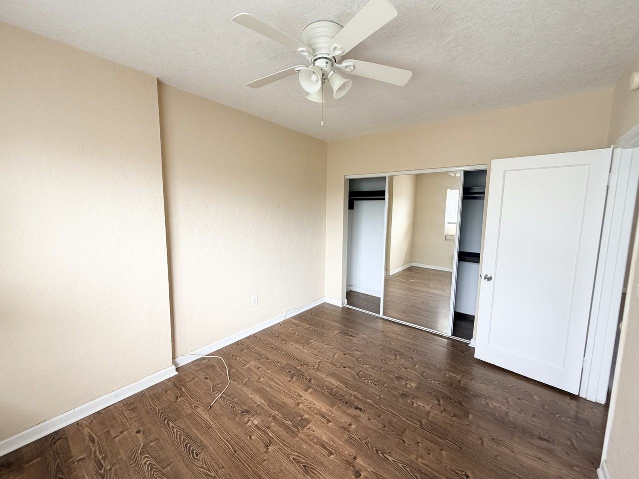 620 84th St #1 - Photo 5 of 8