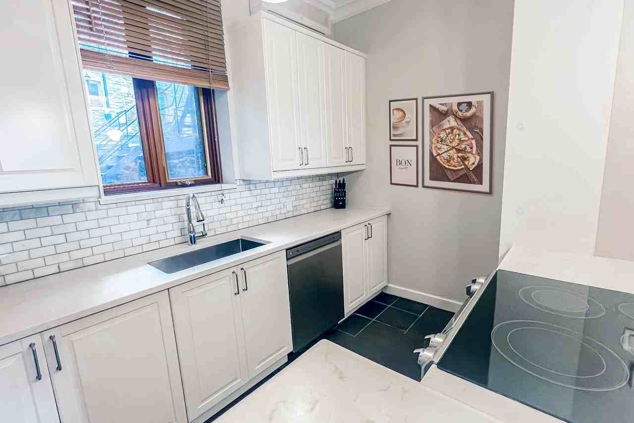 1505 Avenue Argyle - Photo 5 of 8