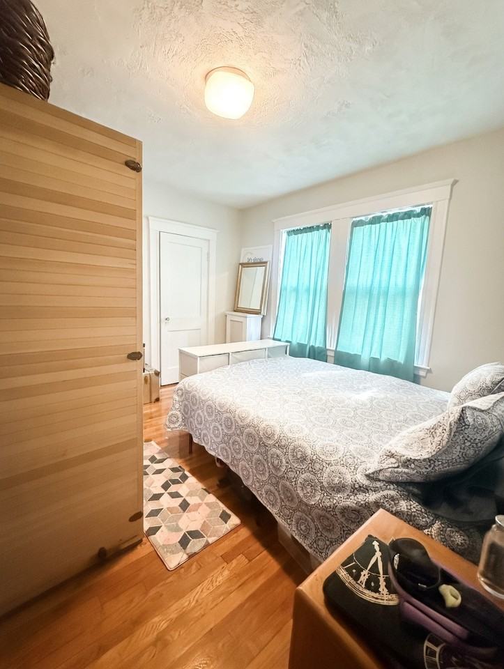 947 Adams St #947 - Photo 5 of 7