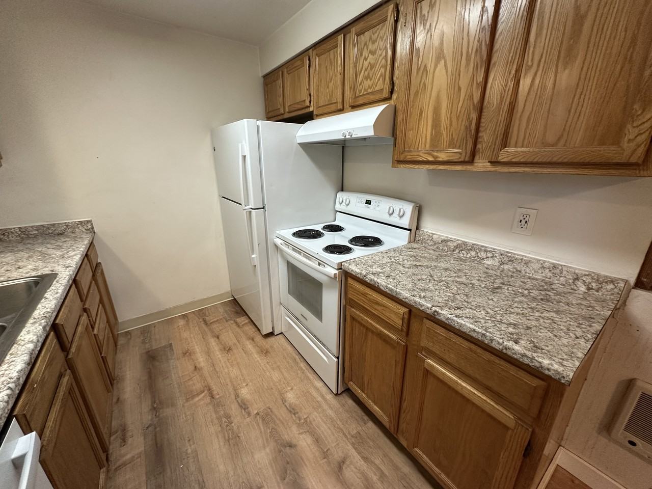 2820 Madison St #2820 - Photo 2 of 11