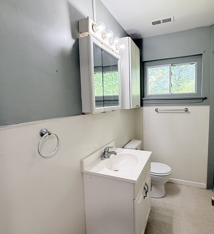 3621 Monte Vista Dr #1 - Photo 7 of 9