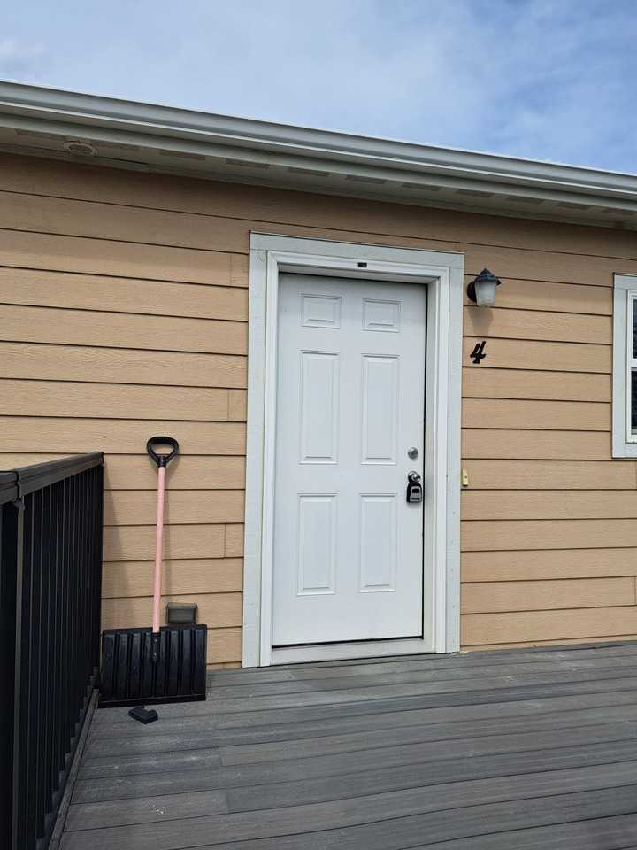 418 Roxy Ln #4 - Photo 2 of 19