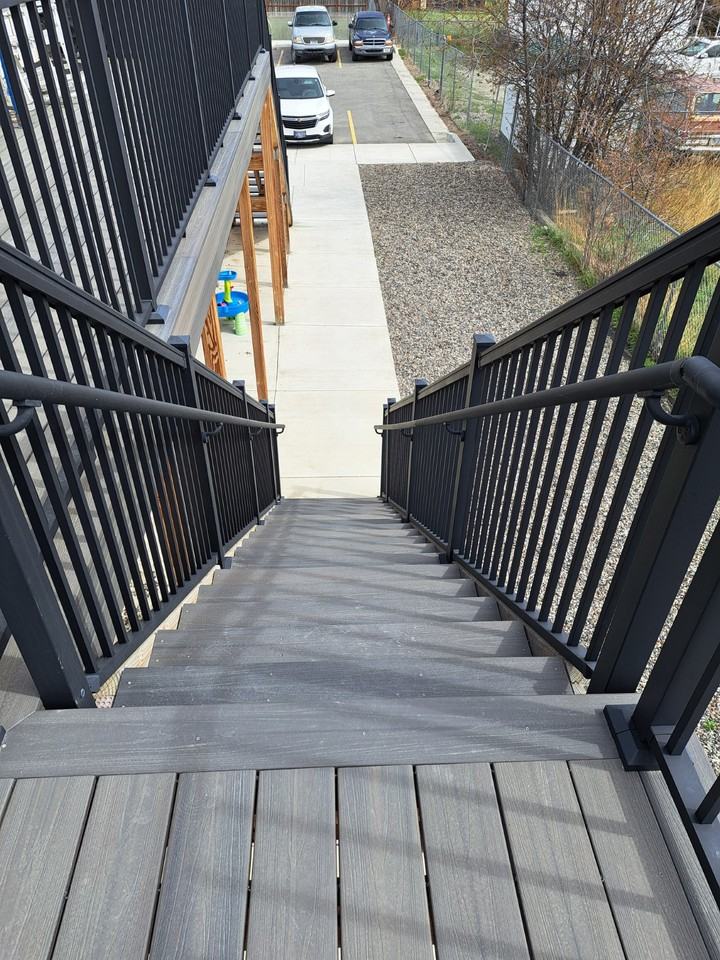 418 Roxy Ln #4 - Photo 3 of 19