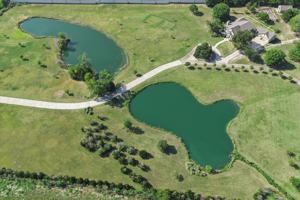 featured image of 2309 Parker Road