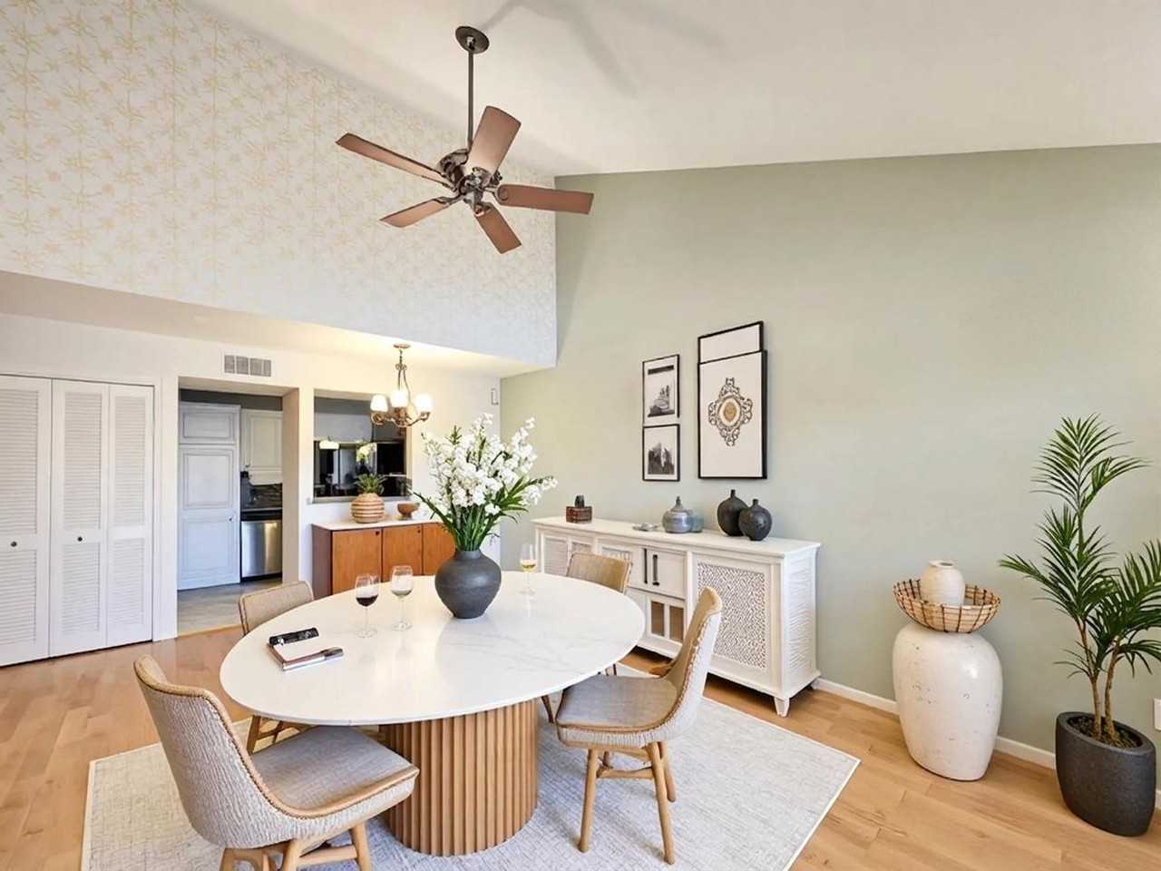 1860 White Oak Dr #236 - Photo 3 of 26