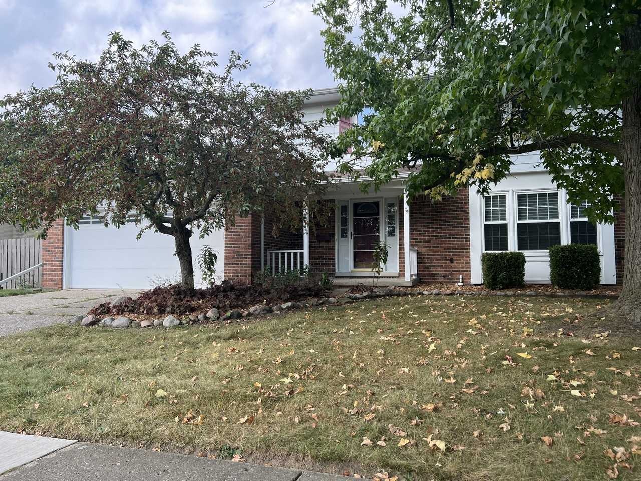 2240 Delaware Dr #1 - Photo 3 of 37