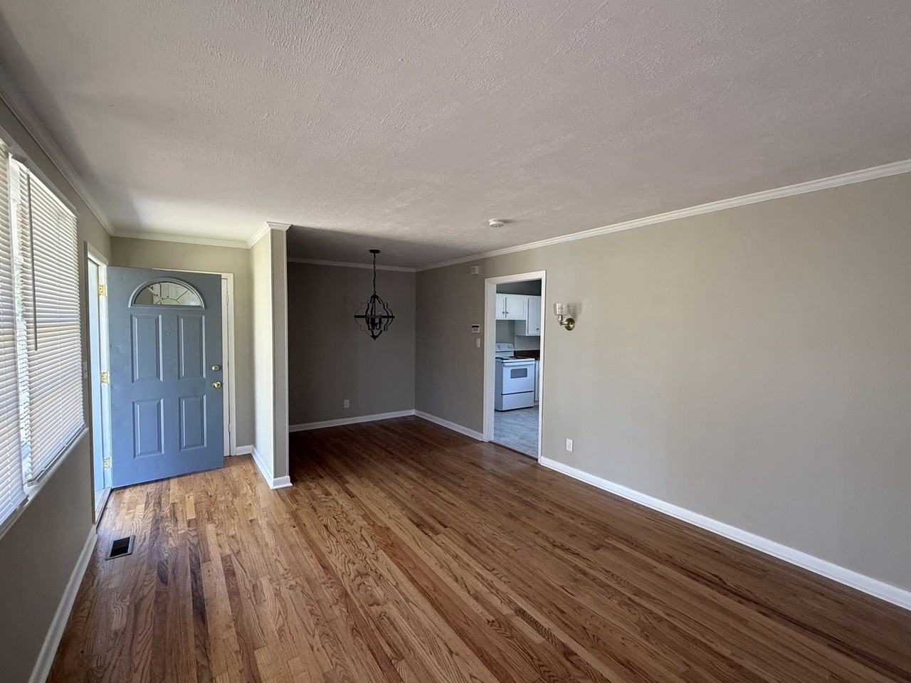 3606 Lakewood Rd Nw #1 - Photo 5 of 22