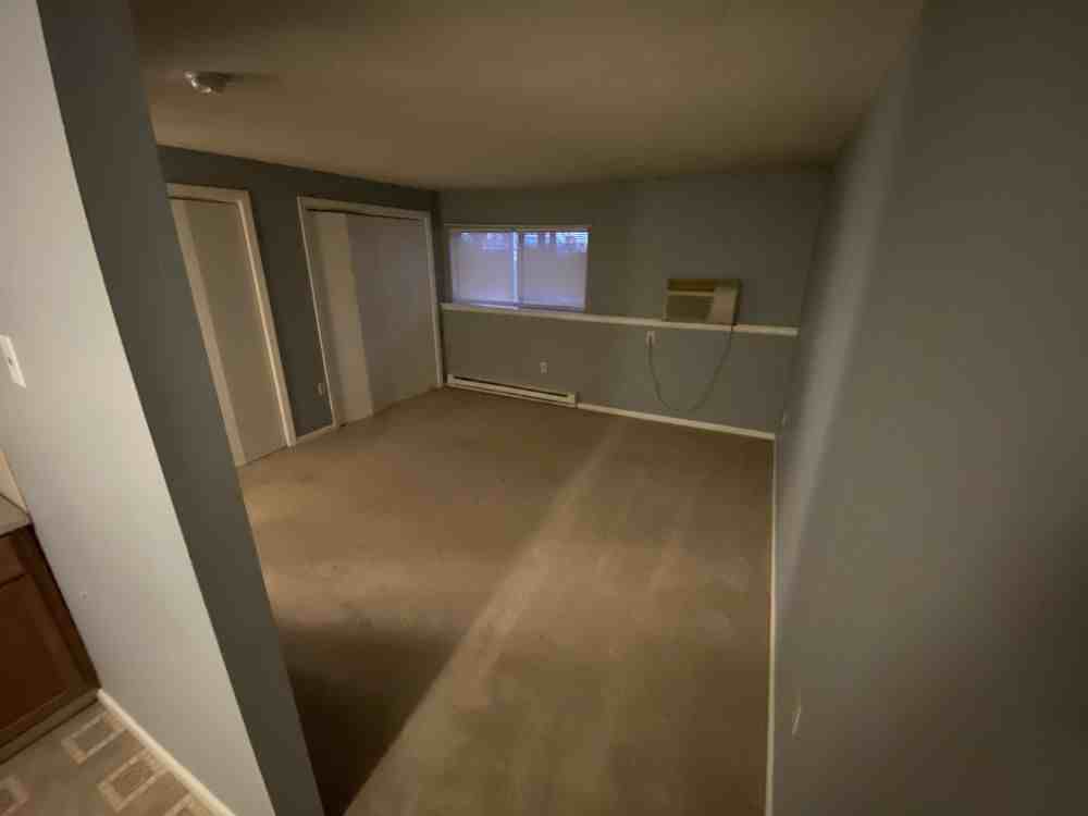 134 W Main St #6 - Photo 4 of 10