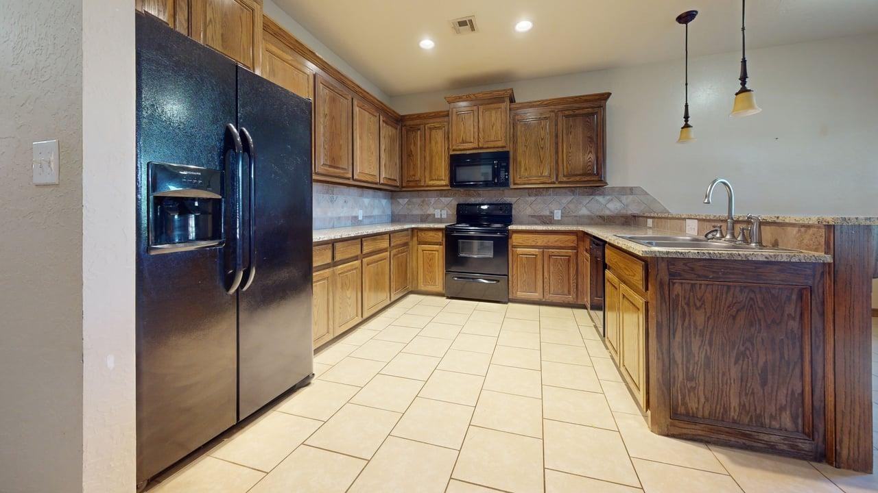 105 I Street - 1Unit C #1 - Photo 4 of 10