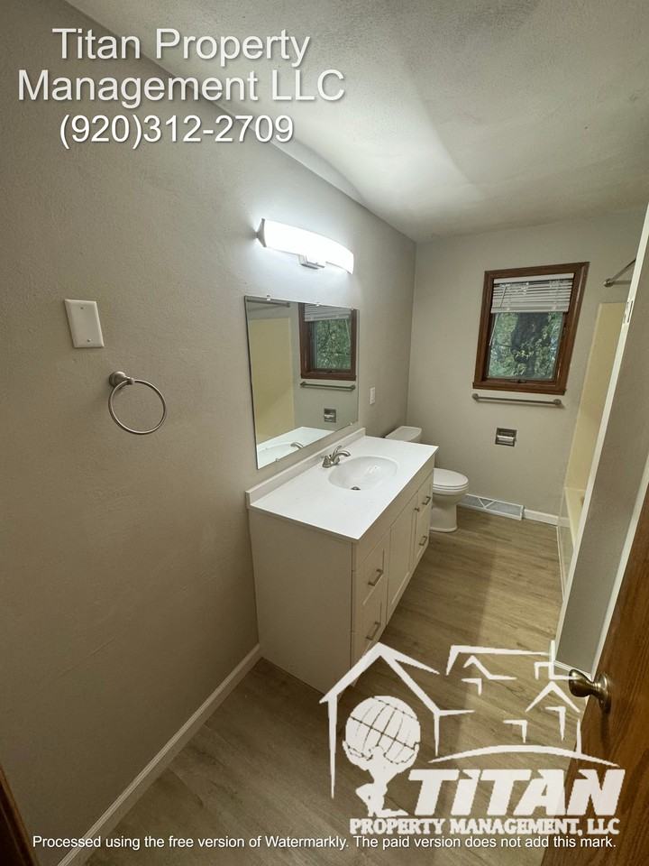 2741 W Glenpark Dr #2 - Photo 4 of 10