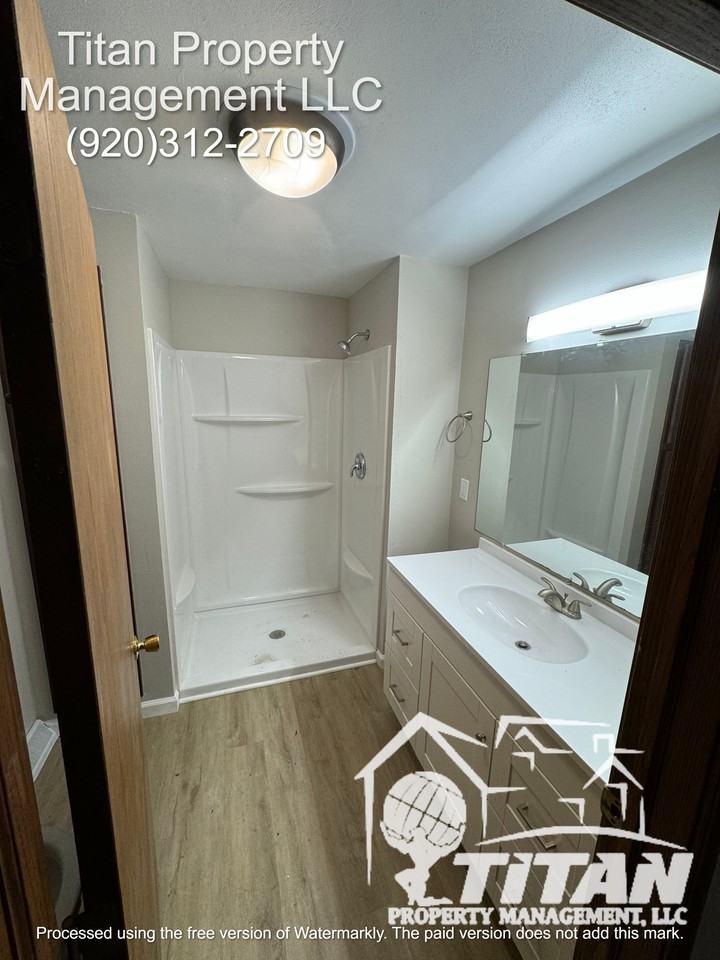 2741 W Glenpark Dr #2 - Photo 7 of 10