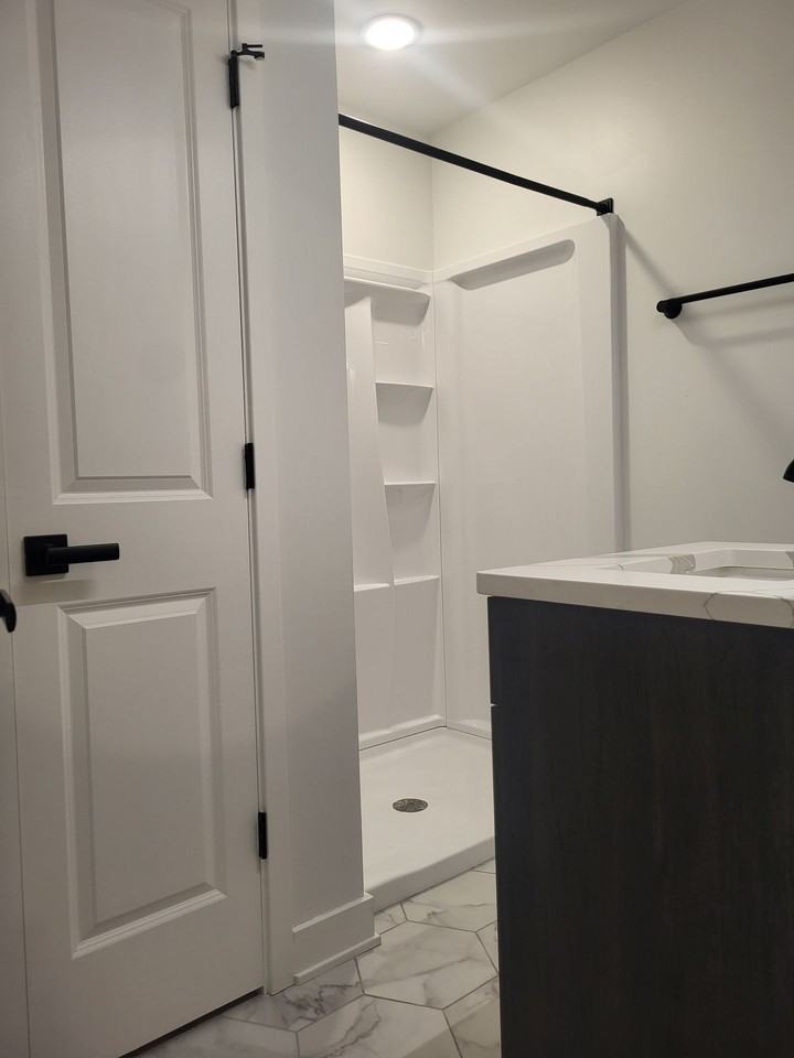 *Newly Renovated* Premium Style 2 - Photo 6 of 9