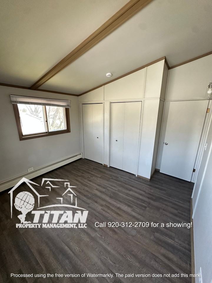 1135 Moreland St #4 - Photo 5 of 7