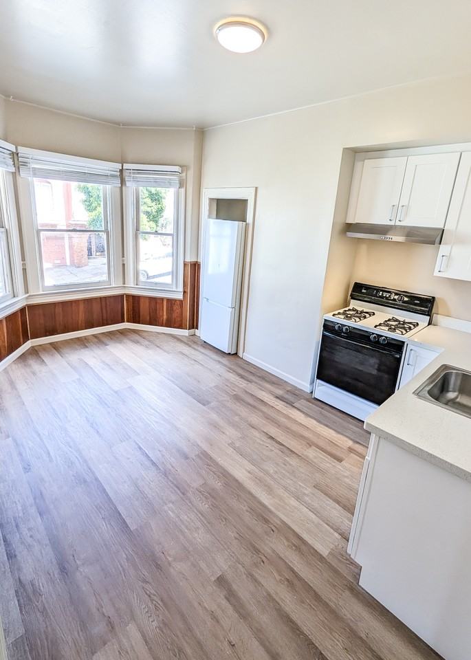 381 Chestnut St - Photo 2 of 14