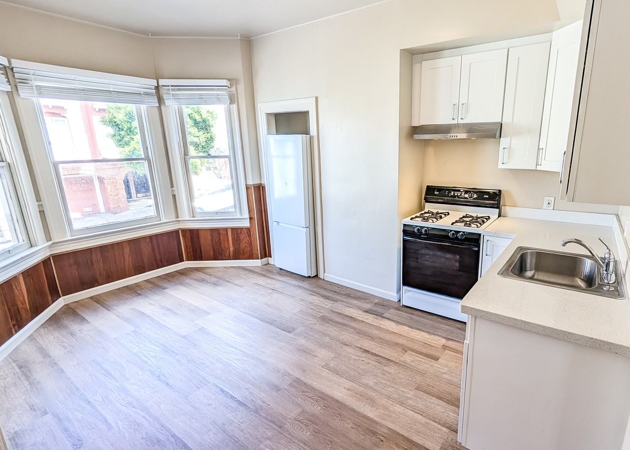 381 Chestnut St - Photo 3 of 14