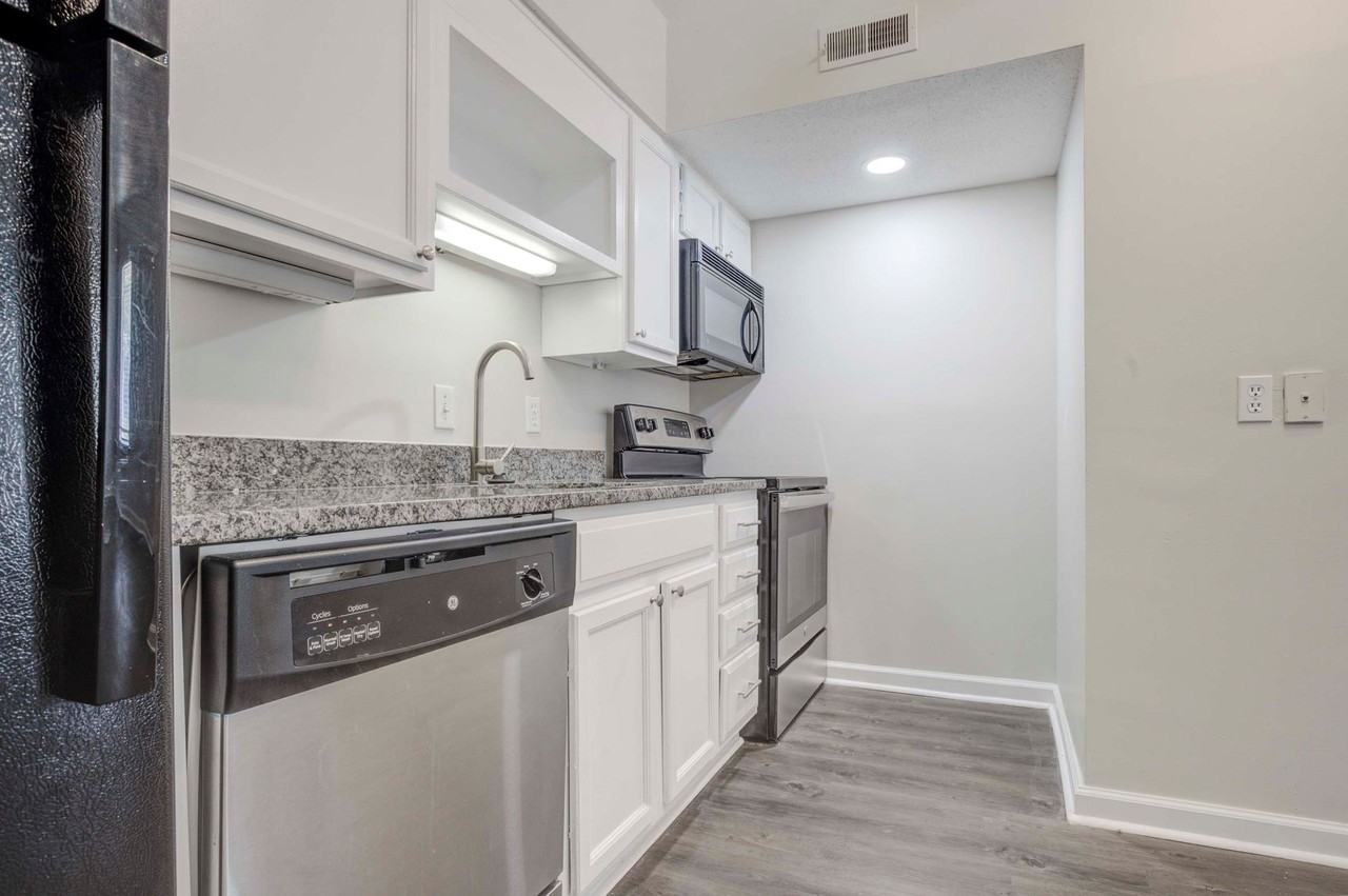 The Spoke at Tyvola - Photo 2 of 24