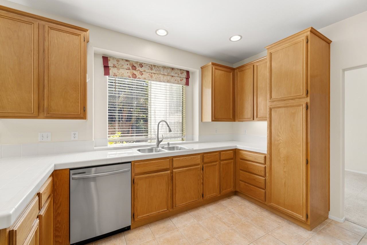 2636 Fallcreek Ct #1 - Photo 6 of 11