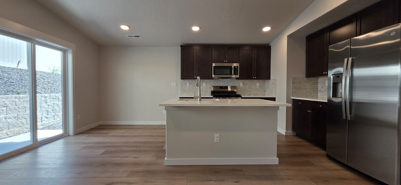 7228 W Rygate Dr #1 - Photo 6 of 18