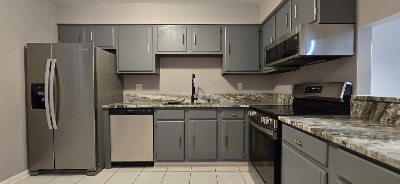 130 East Johnson AvenueUnit 206 #1 - Photo 2 of 13