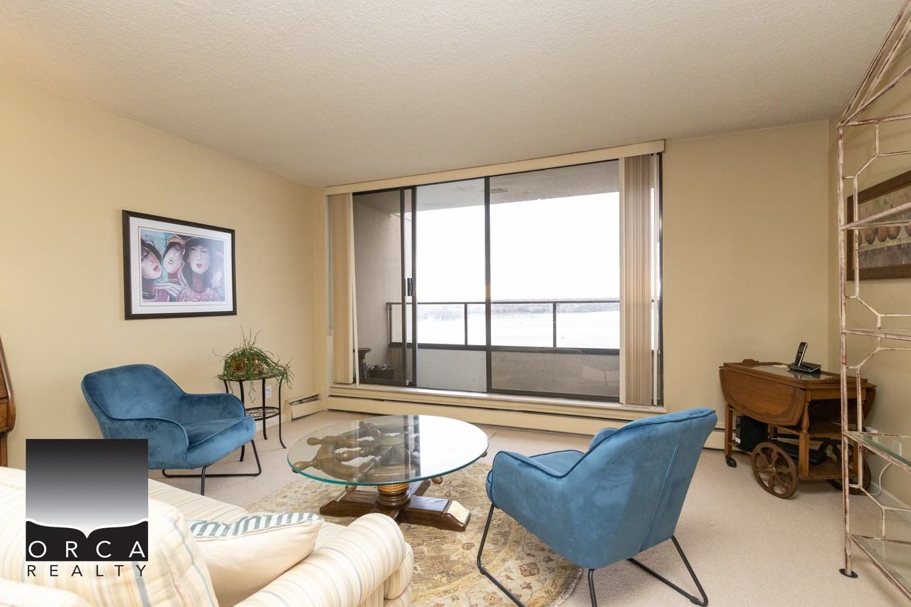 1995 Beach Ave - Photo 2 of 20