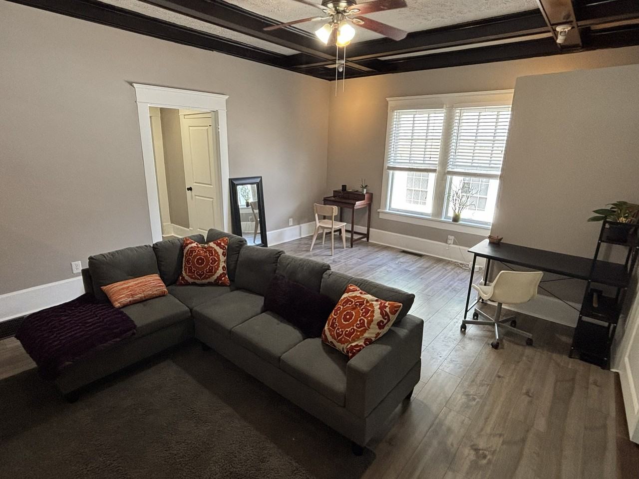 760 Monroe Dr Ne #3 - Photo 3 of 10