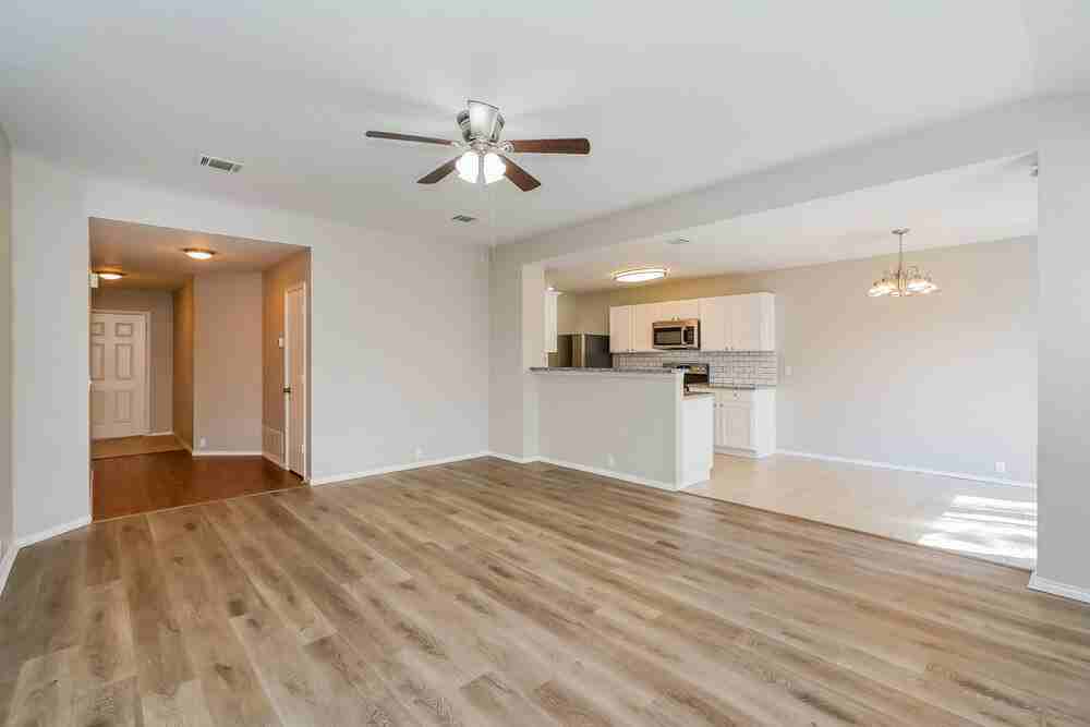 3313 Teasbend Ct - Photo 6 of 16