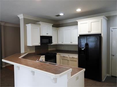 124 Saint Fabian Dr #1 - Photo 2 of 18