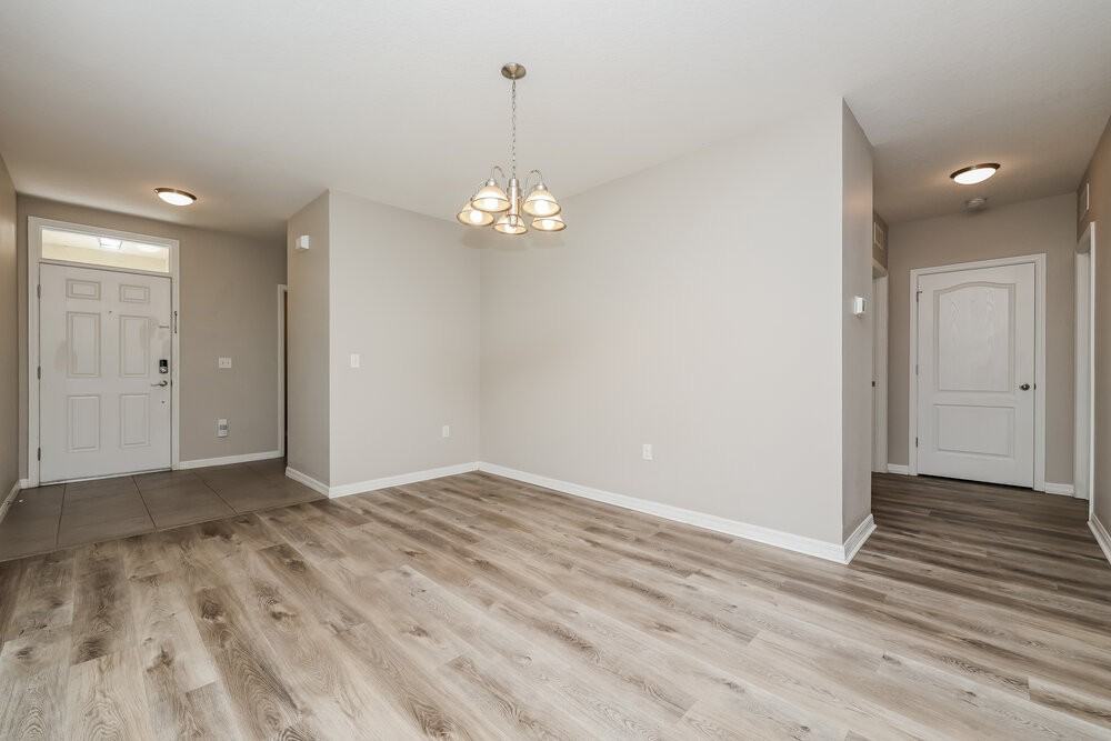 10540 Whispering Hammock Dr - Photo 5 of 16