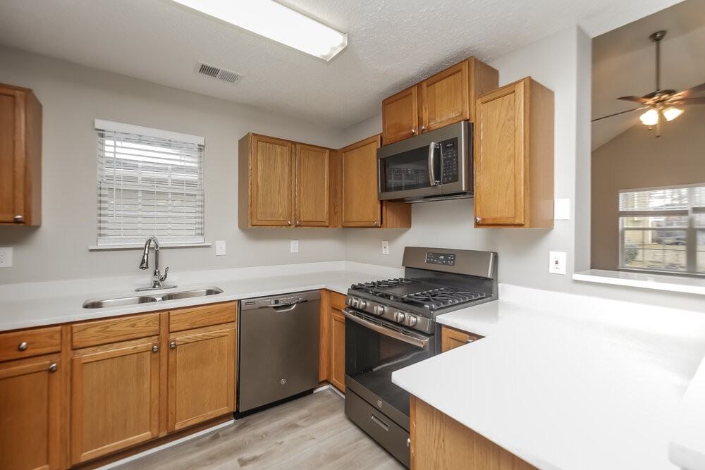 4255 Anderson Ridge Way - Photo 6 of 17