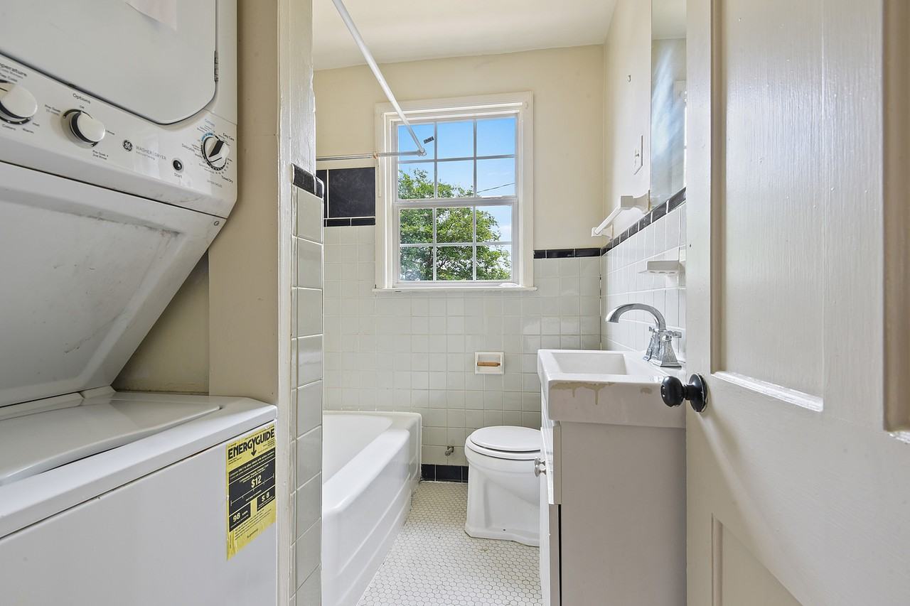 4238 Perkins Rd #4238 - Photo 5 of 17