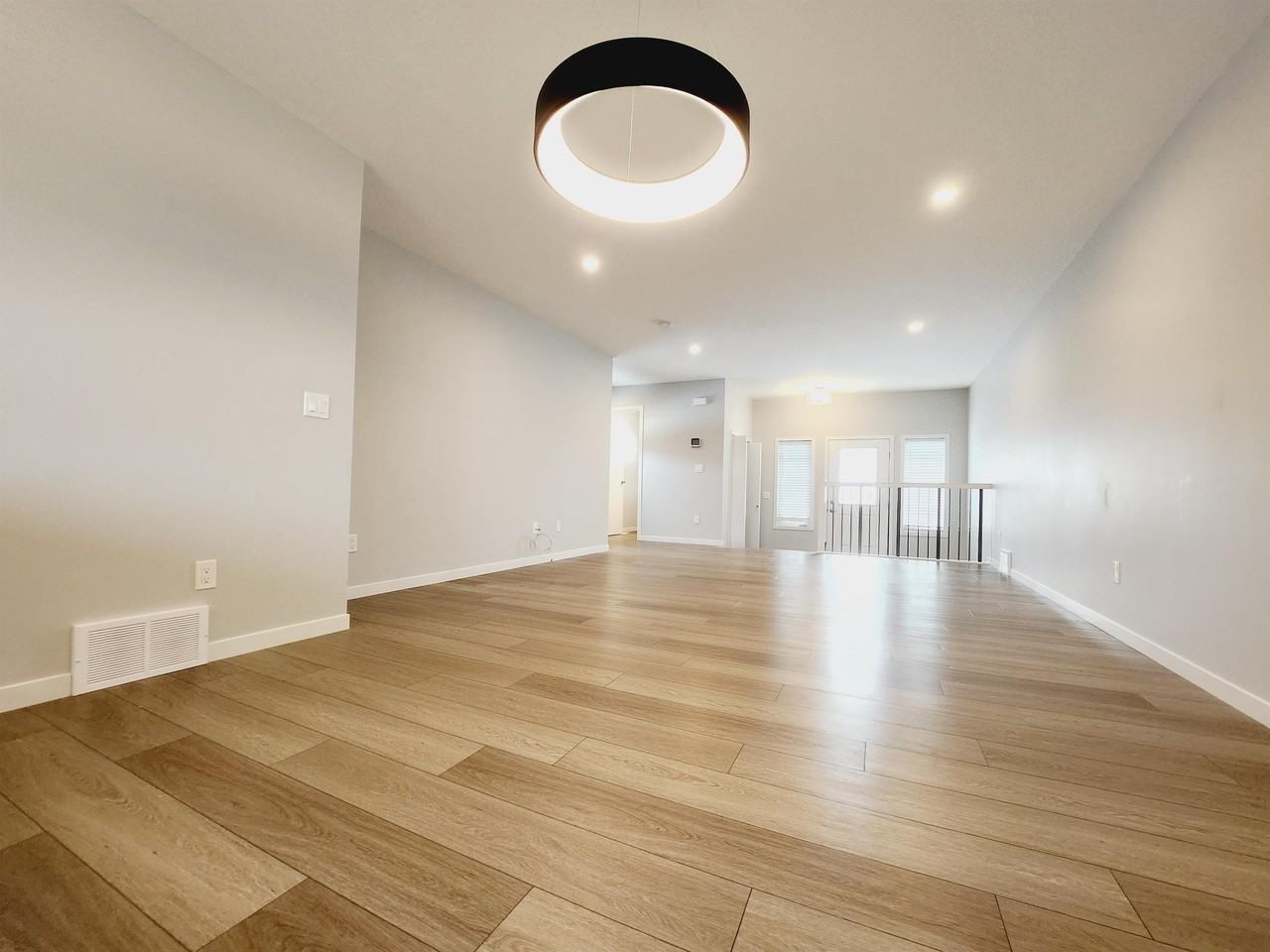 22330 92a Ave Nw #MAIN - Photo 5 of 19