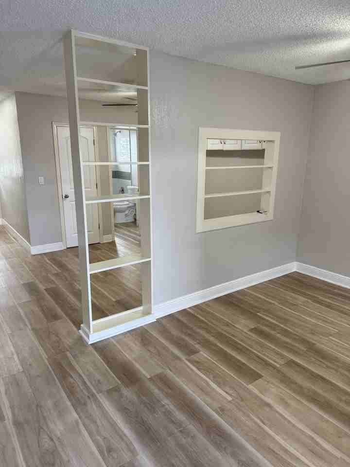 2010 NE 17TH STUnit 12 #12 - Photo 5 of 9