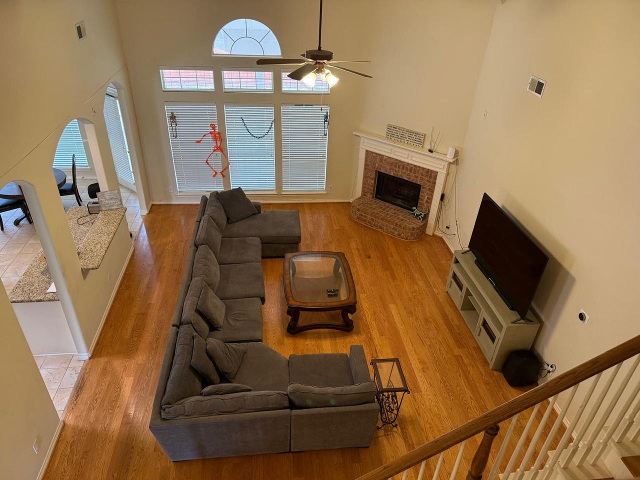 1012 Levant Ln - Photo 6 of 16