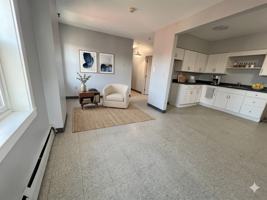 featured image of 195 Affleck St