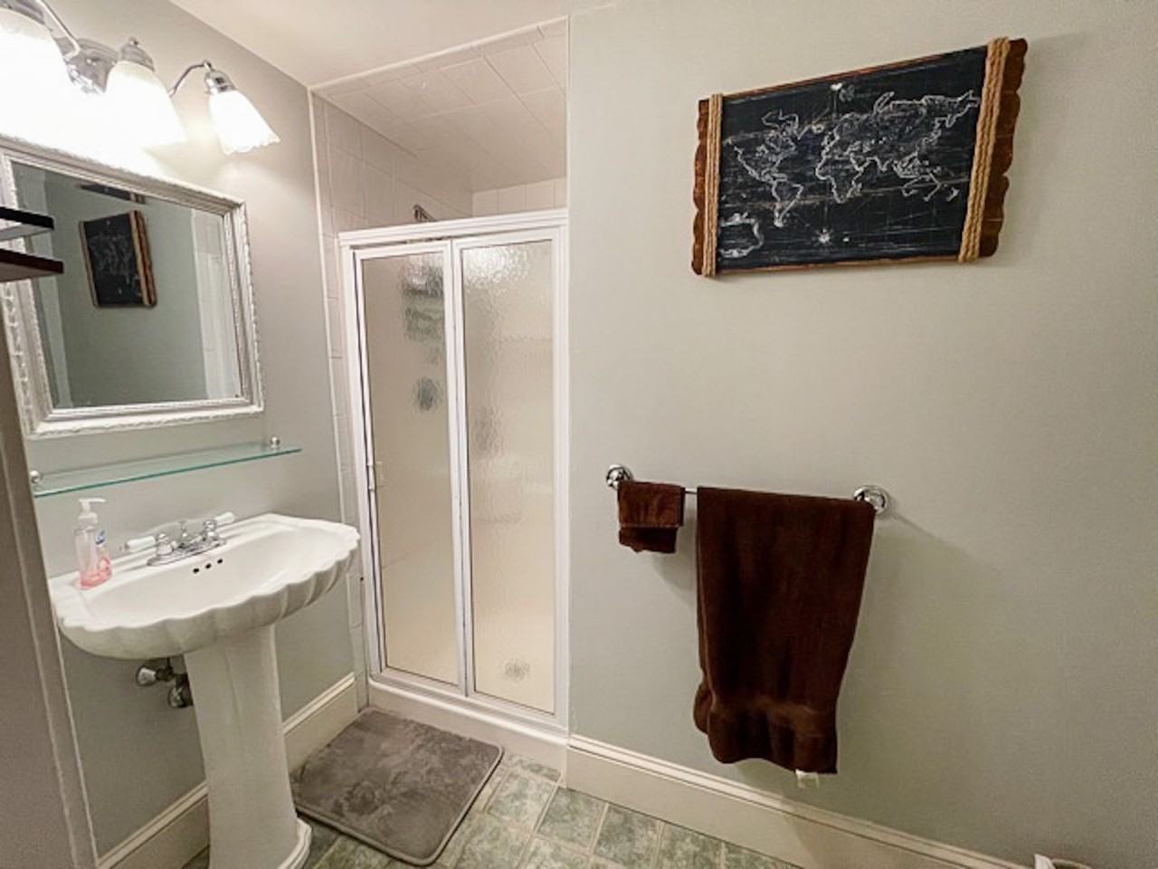 56 Dwight St - Photo 6 of 11